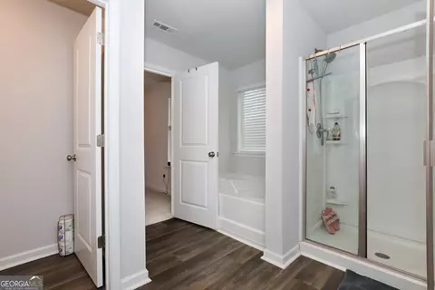 Entry Way - 171 Quail Forest Cir, Toccoa, GA 30577 photo 4 of 7