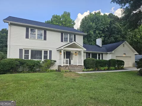 1220 Sherry Dr, Alpharetta, GA 30009