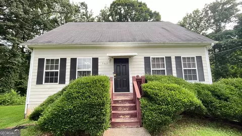 5465 Mashburn Dr, Cumming, GA 30041