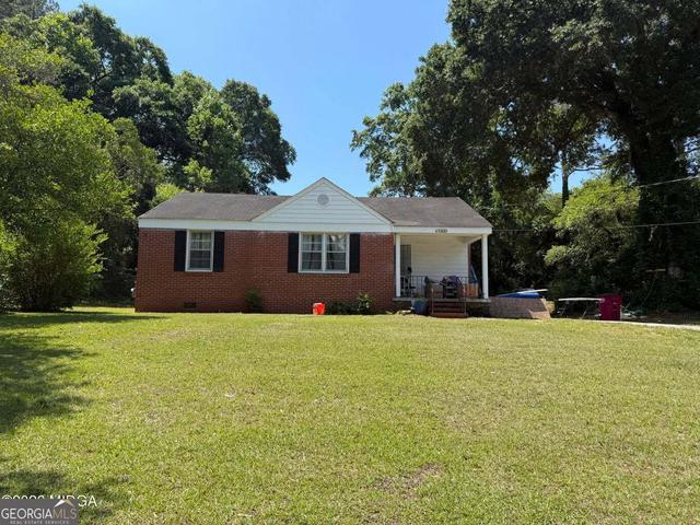 2751 Horseshoe Dr, Macon, GA 31211