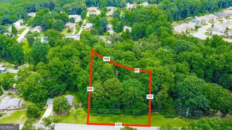2765 Sardis Dr, Buford, GA 30519