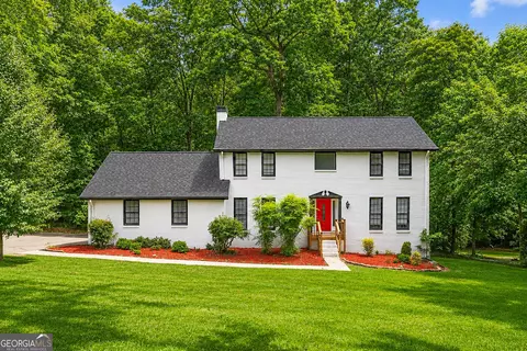 9200 Brave Ct, Jonesboro, GA 30236