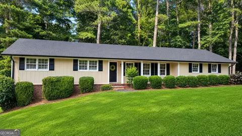 2356 Cambridge St, Snellville, GA 30078