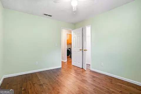 Bedroom - 15 Beaverdam Ln, Covington, GA 30016 photo 3 of 5