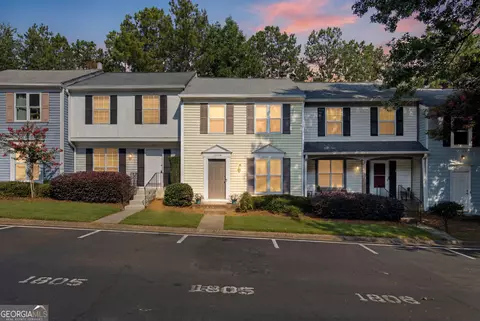 1805 Queen Anne Ct, Atlanta, GA 30350