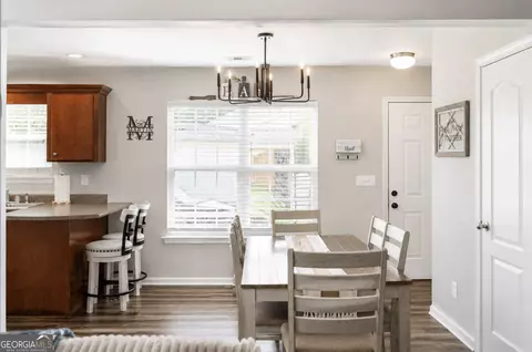 Dining - 1082 Tidal Dr SE, Townsend, GA 31331 photo 1 of 2