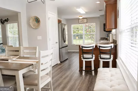 Entry Way - 1082 Tidal Dr SE, Townsend, GA 31331 photo 2 of 3