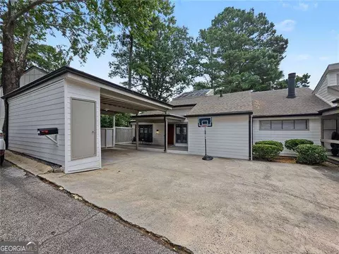 5019 Highland Club Dr, Marietta, GA 30068