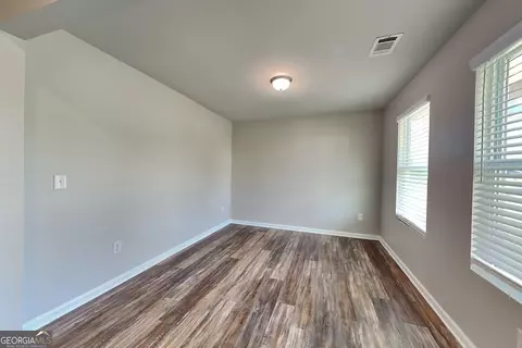 Living - 15 Daniel Ln, Covington, GA 30014 photo 2 of 2