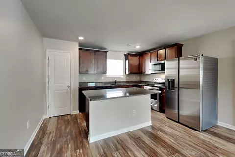 Kitchen - 15 Daniel Ln, Covington, GA 30014 photo 1 of 1