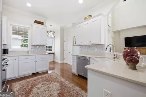 Kitchen - Undisclosed, Hayesville, NC 28904 photo 2 of 4