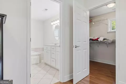 Entry Way - Undisclosed, Hayesville, NC 28904 photo 6 of 14