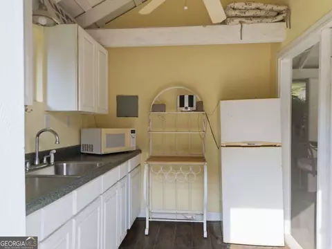 Kitchen - Undisclosed, Hayesville, NC 28904 photo 4 of 4
