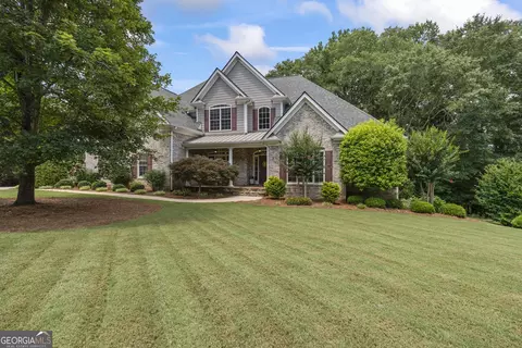 183 Sunrise Dr, Hoschton, GA 30548