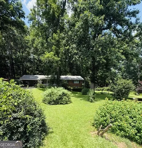 764 Jones Mathews Rd, Hull, GA 30646