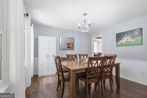 Dining - 147 Ridgeway Cir, Cornelia, GA 30531 photo 1 of 2