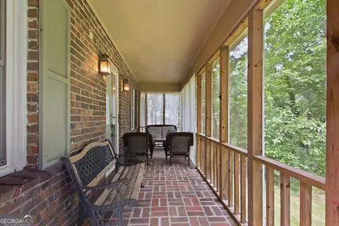 Exterior - 147 Ridgeway Cir, Cornelia, GA 30531 photo 10 of 13