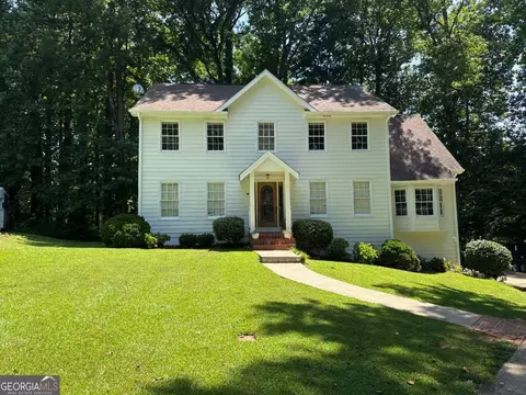 3728 Spring Leaf Ln, Acworth, GA 30101