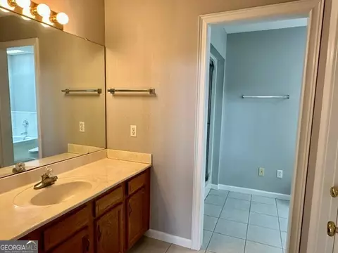 Bath - 1910 Loop Rd #6A, Vidalia, GA 30474 photo 1 of 5