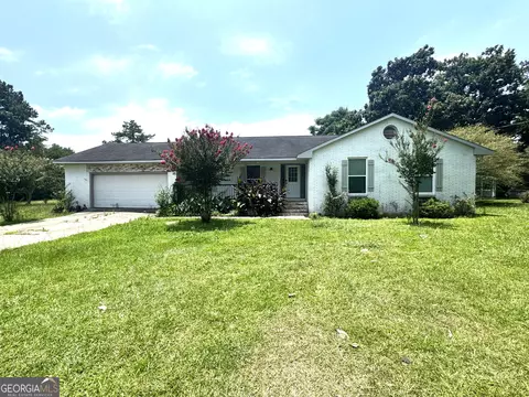 53 San Louise Dr, Fort Valley, GA 31030