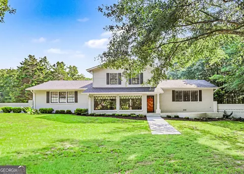 235 Minish Lake Rd, Commerce, GA 30530