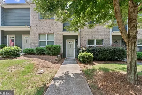1370 Binghampton Cir, Bogart, GA 30622