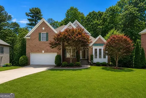 3760 Colonial Trl SW, Lilburn, GA 30047