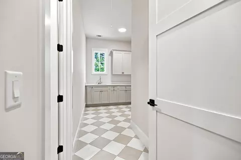 Entry Way - Undisclosed, Milton, GA 30009 photo 4 of 7