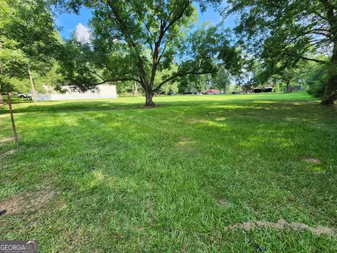 140 Maple Dr, Washington, GA 30673 photo 8