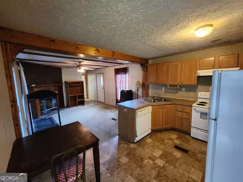 140 Maple Dr, Washington, GA 30673 photo 10