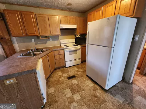 140 Maple Dr, Washington, GA 30673 photo 11