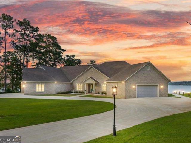 208 Merion Dr, Eufaula, AL 36027