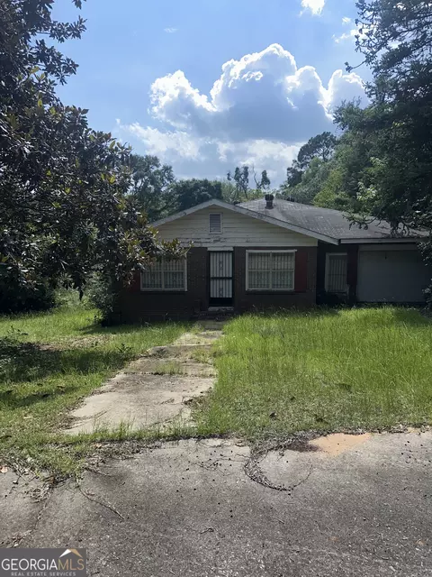 1107 Forest St, Perry, GA 31069 photo 1