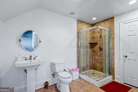 Bath - 336 Fulton Rd, Tiger, GA 30576 photo 4 of 4