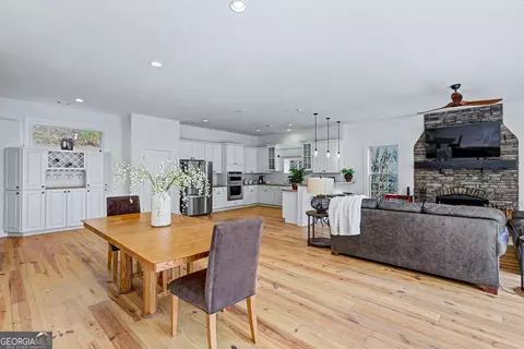 Dining - 336 Fulton Rd, Tiger, GA 30576 photo 1 of 1