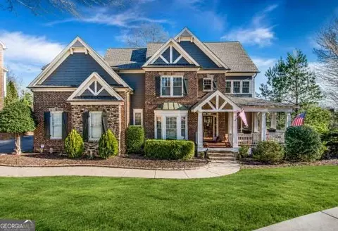 6011 Lost Maple Ln, Buford, GA 30518