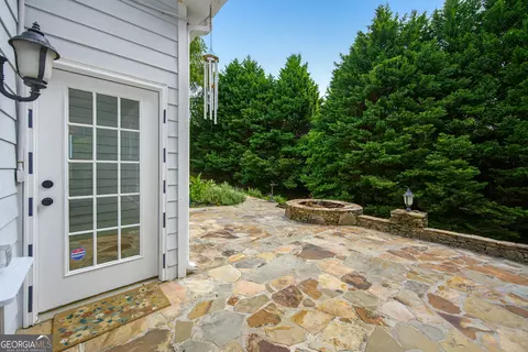 Exterior - 490 Ruby Forest Pkwy, Suwanee, GA 30024 photo 5 of 13
