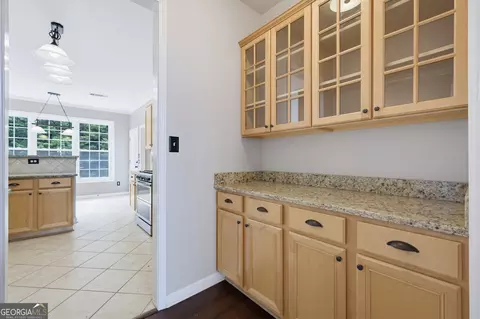 Entry Way - 490 Ruby Forest Pkwy, Suwanee, GA 30024 photo 5 of 7