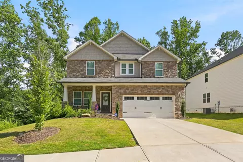 677 Magnolia Dr, Dawsonville, GA 30534