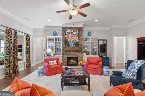 Living - 103 Laurel Overlook, Canton, GA 30114 photo 2 of 2