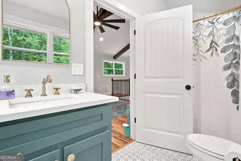 Bath - 1684 Fairview Rd, Jasper, GA 30143 photo 9 of 9