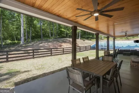 Exterior - 1684 Fairview Rd, Jasper, GA 30143 photo 4 of 12