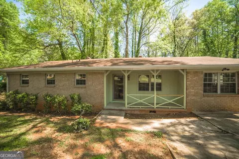 2674 Cavalier Dr, Decatur, GA 30034
