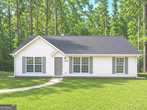 4765 Stillwood Cv, Forest Park, GA 30297