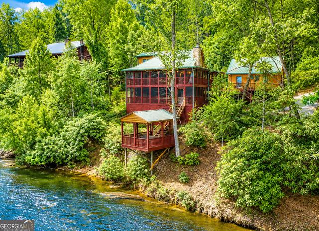 120 N Riverview Ln, Ellijay, GA 30536