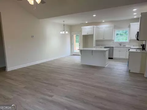 Living - 2633 Paoli St #TRACT 1, Comer, GA 30629 photo 1 of 1