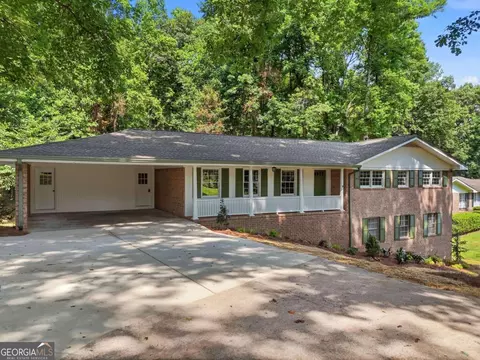 7215 Sinyard Rd, Lithia Springs, GA 30122