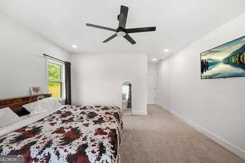 Bedroom - 195 Keys Ferry Rd, Jackson, GA 30233 photo 2 of 5