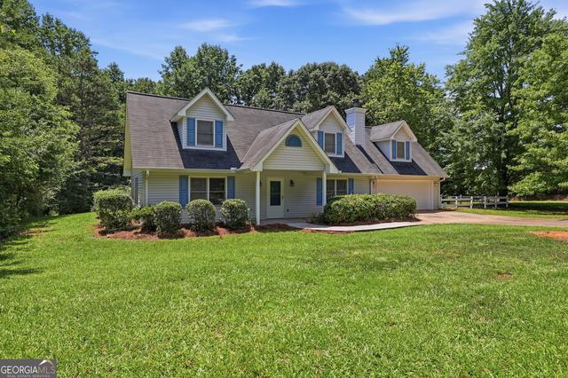 130 Field View Dr, Mount Airy, GA 30563