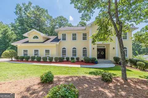 5950 Sequoia Ln, Douglasville, GA 30135